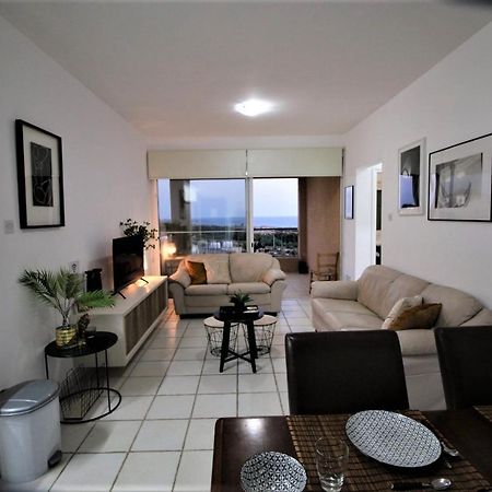 Cosea Living: Seaside 2 Bedroom Flat Kings Palace 209 パ フォス エクステリア 写真