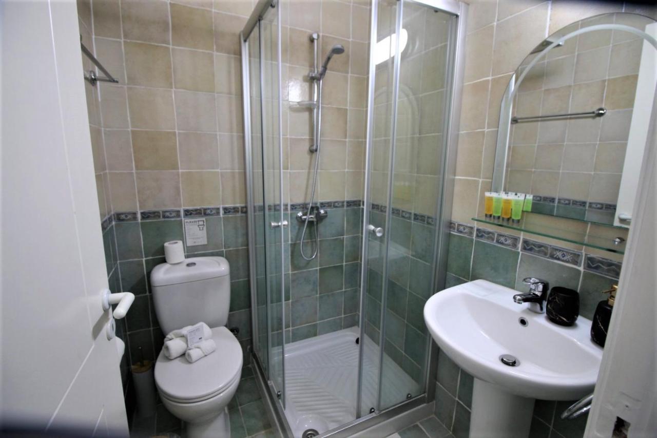 Cosea Living: Seaside 2 Bedroom Flat Kings Palace 209 パ フォス エクステリア 写真